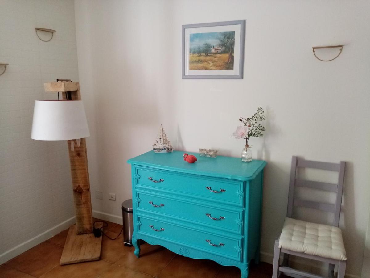 Le Flamant Rose Bed & Breakfast Salin-de-Giraud Exterior foto